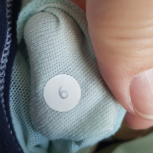 Lululemon Power Y tank - sz 6 - Picture 3 of 4